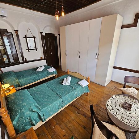 Guest House Panorama Берат Екстериор снимка