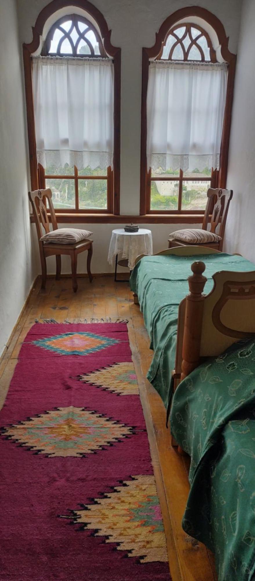 Guest House Panorama Берат Екстериор снимка