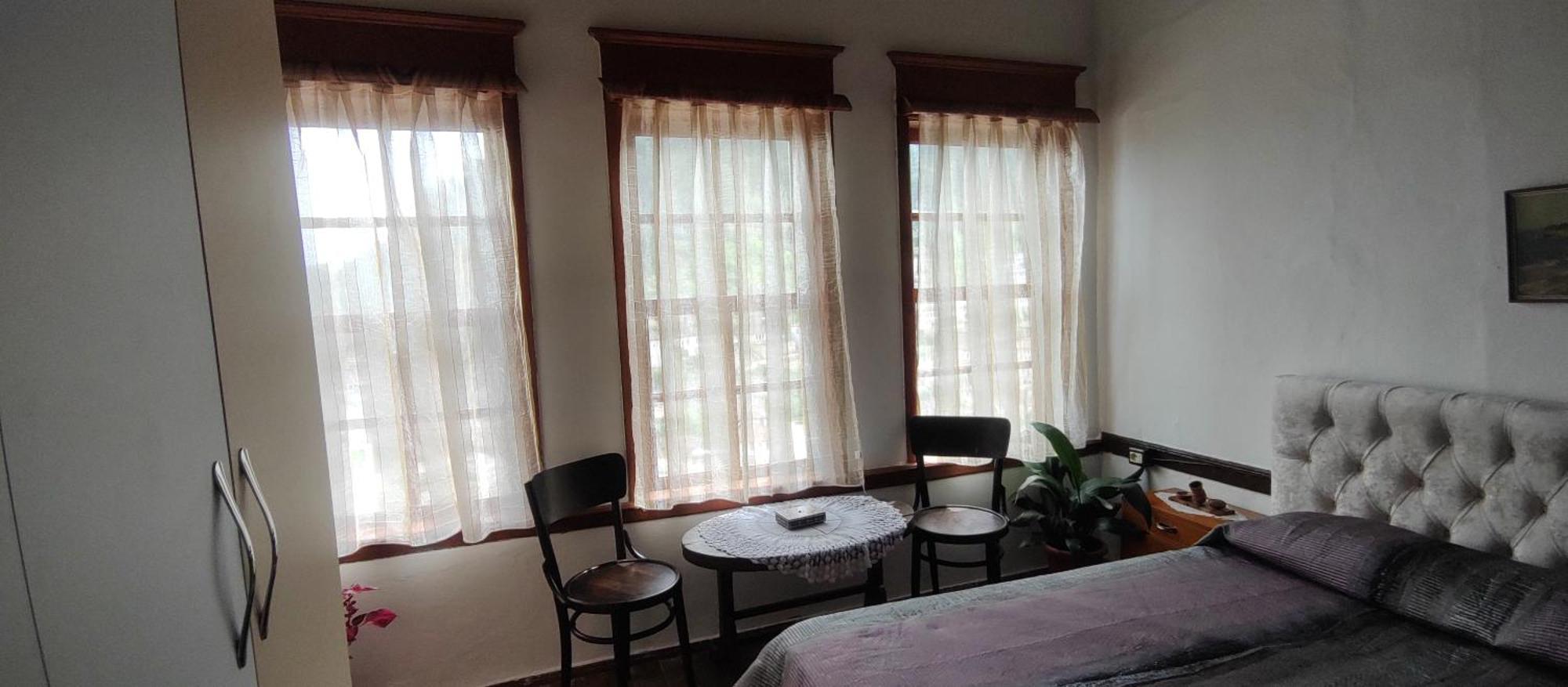 Guest House Panorama Берат Екстериор снимка