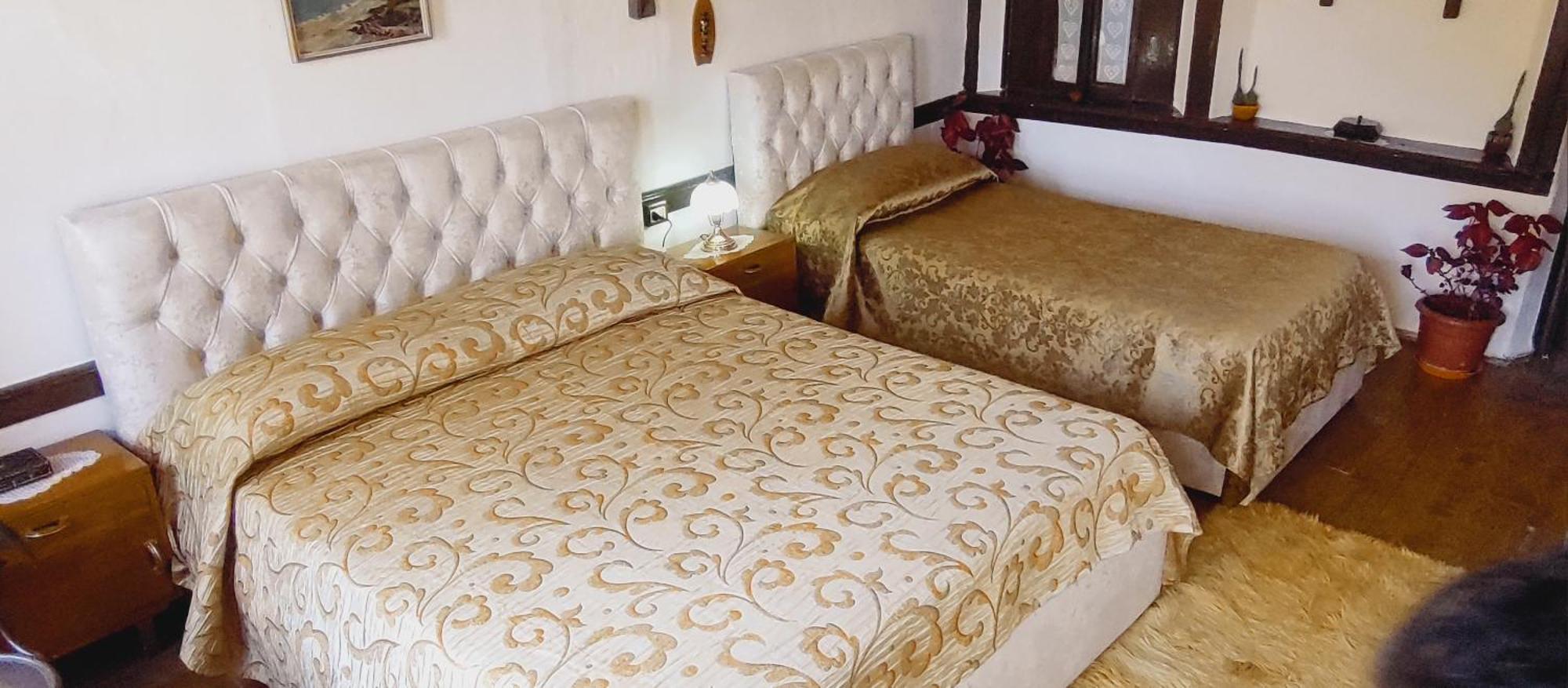Guest House Panorama Берат Екстериор снимка